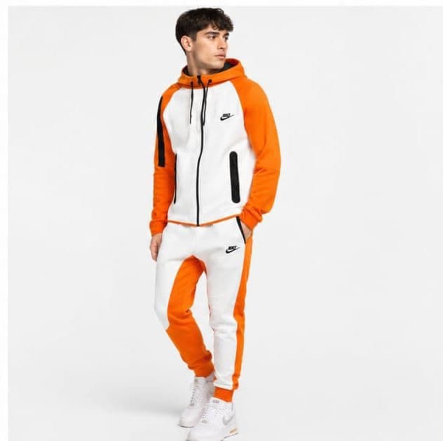 Conjunto Nike Tech para caballero al por mayor en Colombia — chaqueta y pantalon Tech Fleece desde $185.000 COP con envío a Cali, Bogotá y Medellín