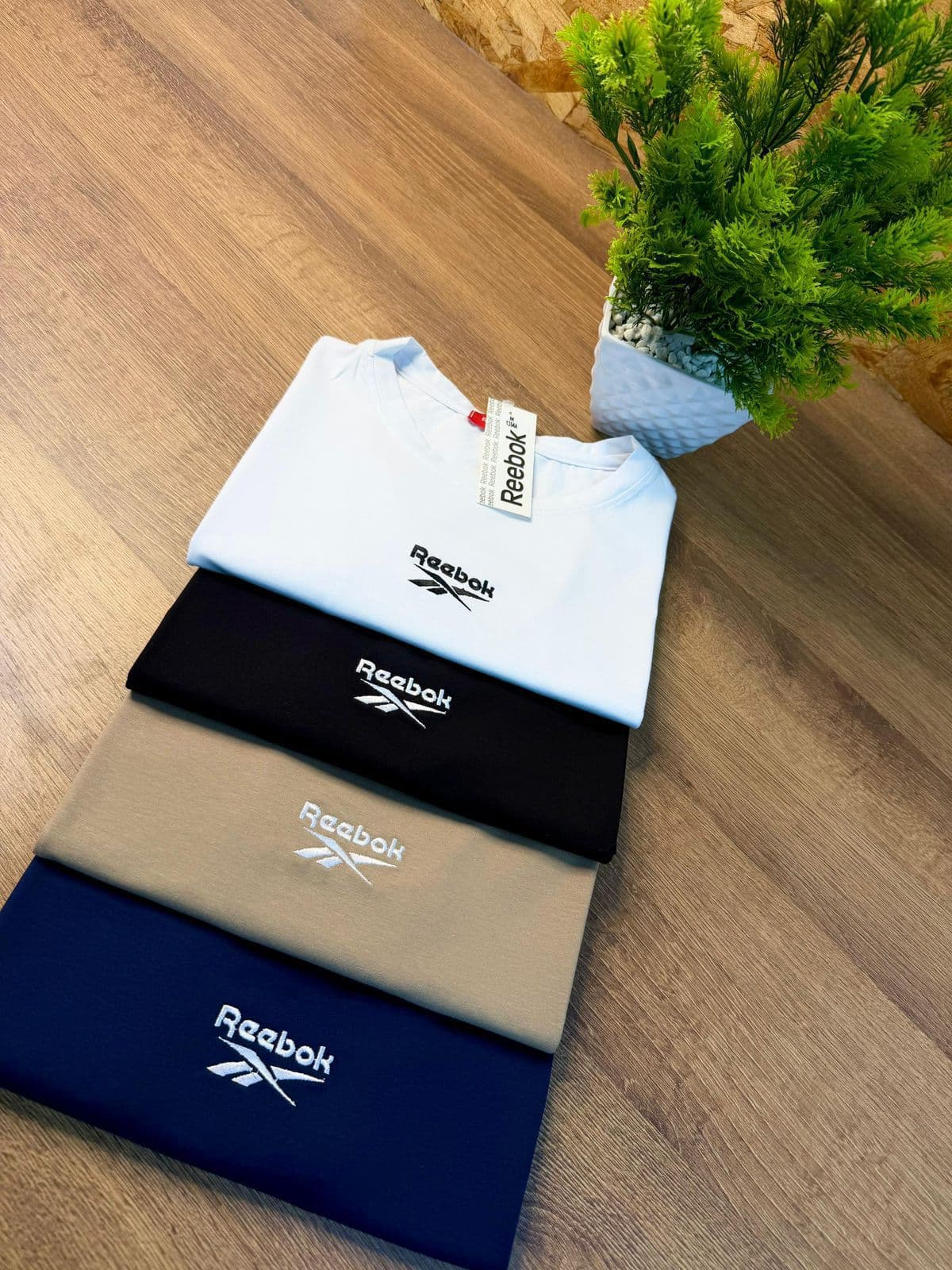 Envíos de ropa de marca al por mayor a toda Colombia en 24-48h — despachos desde Cali hacia Bogotá, Medellín, Barranquilla, Pereira y Bucaramanga sin mínimo de compra