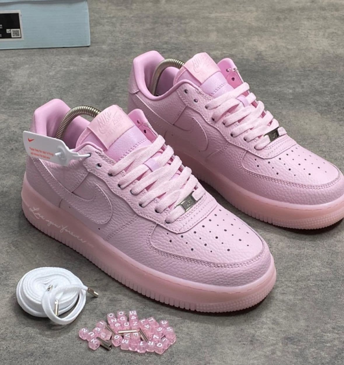 Nike Mujer modelos top mayorista Colombia 2026 — los más vendidos según operación interna Kikluxe