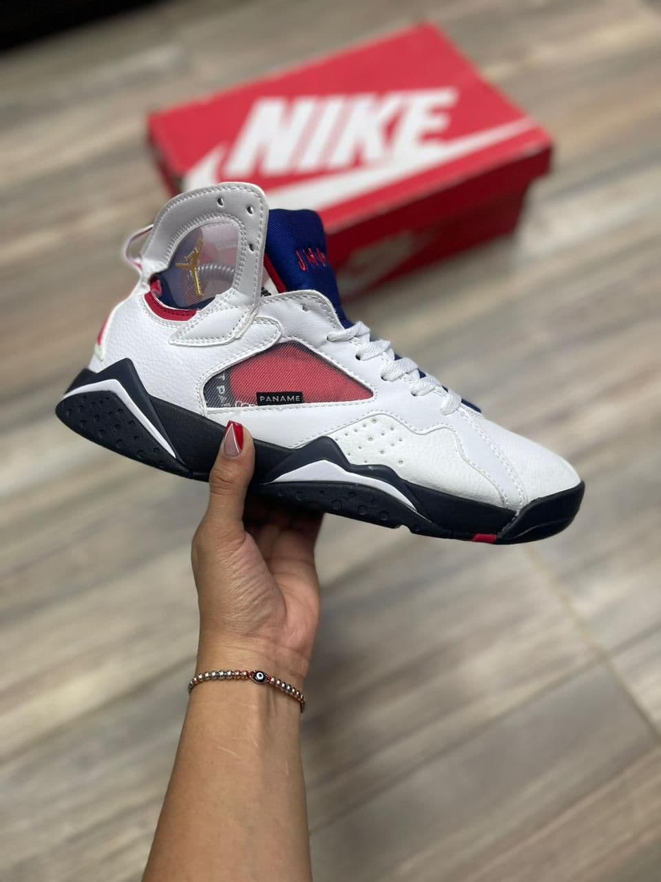 Jordan Retro 10 al por mayor Colombia 2026 — triple AAA desde $110.000 COP, Kikluxe mayorista sin mínimo, envíos 24-48h Bogotá Medellín Cali