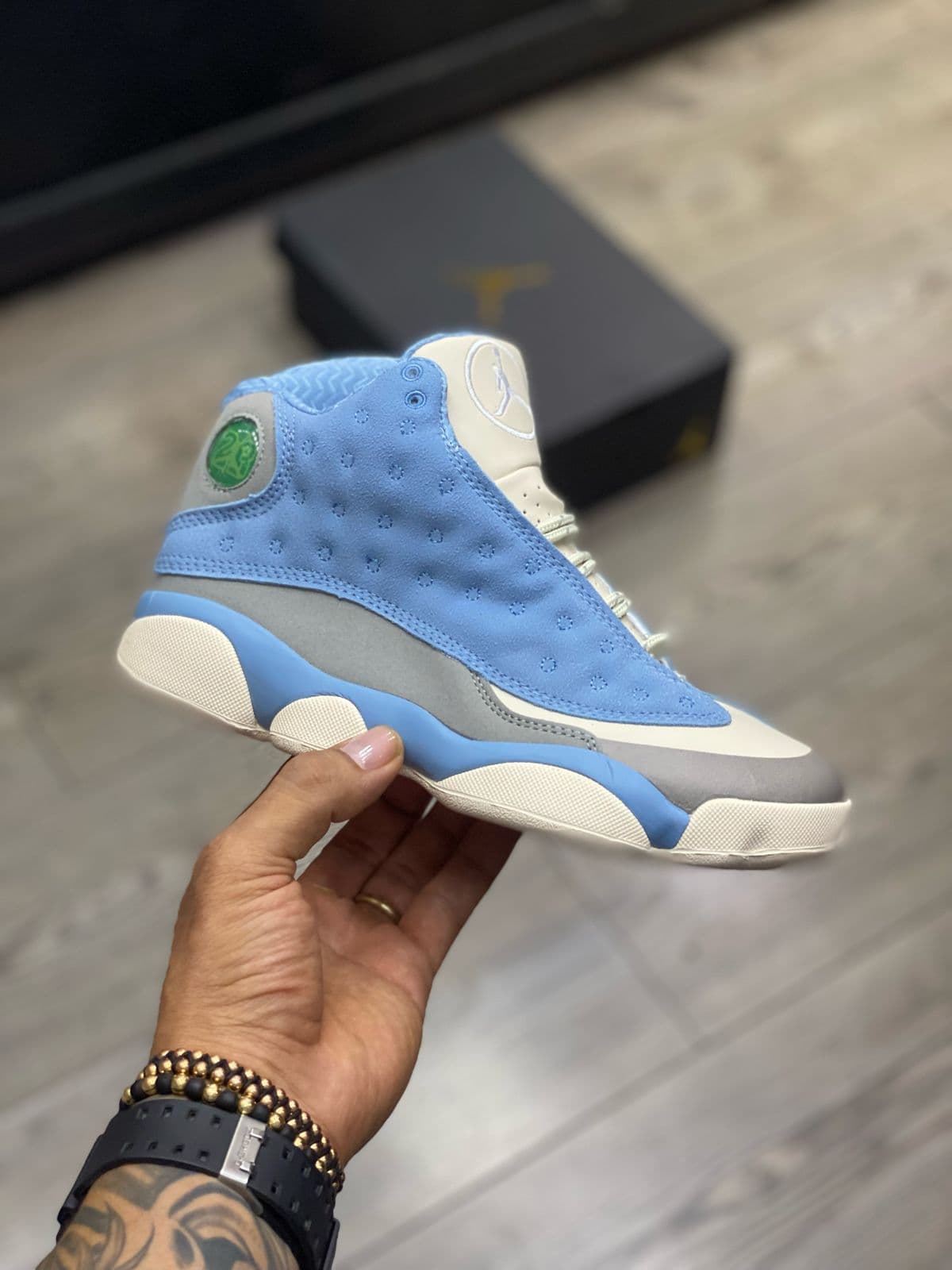 Jordan Retro 13 al por mayor en Bogotá Medellín Cali Colombia 2026 — Kikluxe distribuidor mayorista con dropshipping real sin mínimo