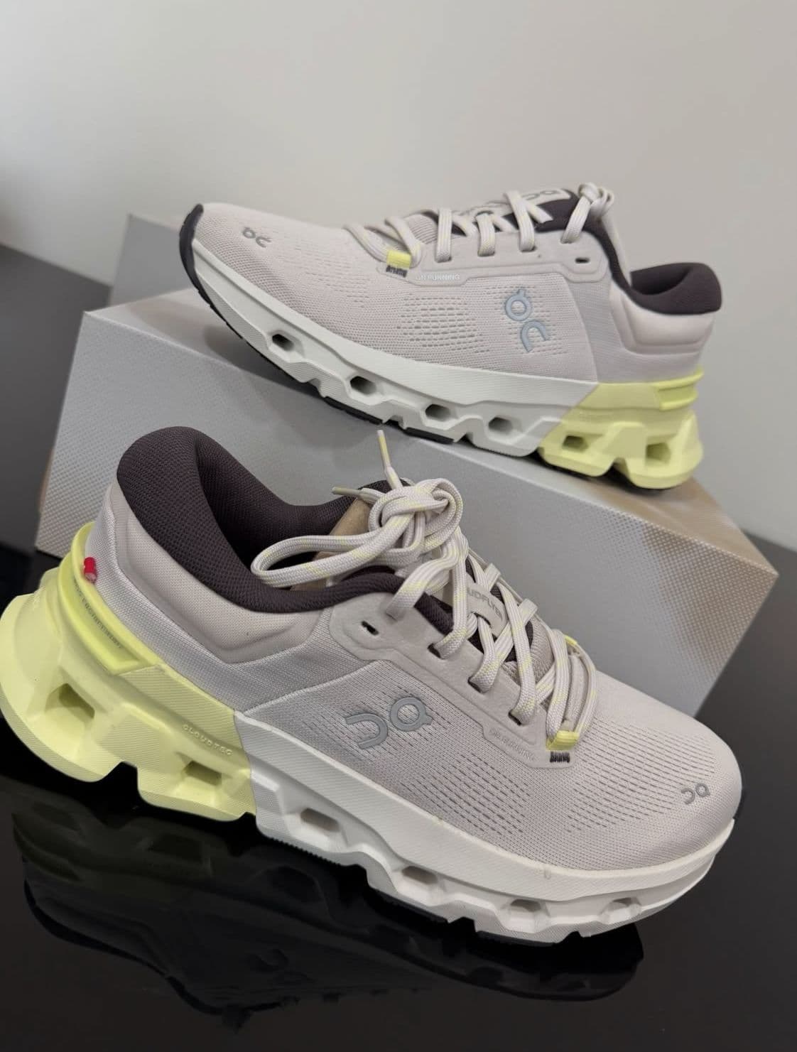 ON Cloud Mujer Kikluxe Colombia — proceso compra mayorista: WhatsApp + catálogo + despacho 24-48h