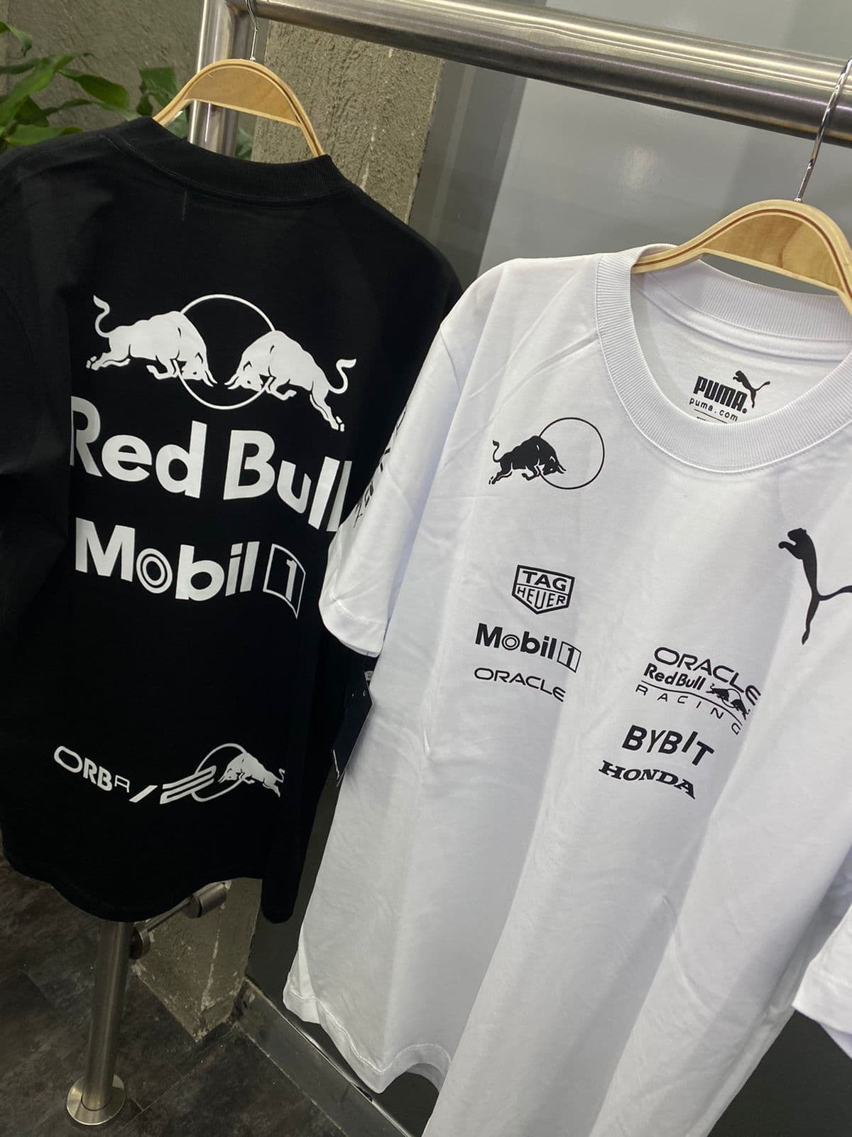 Camisetas top quality al por mayor Colombia 2026 — Tommy Hilfiger, Ralph Lauren, Calvin Klein grade 1.1 desde $38.000 COP. Kikluxe mayorista, envíos 24-48h Bogotá Medellín Cali sin mínimo