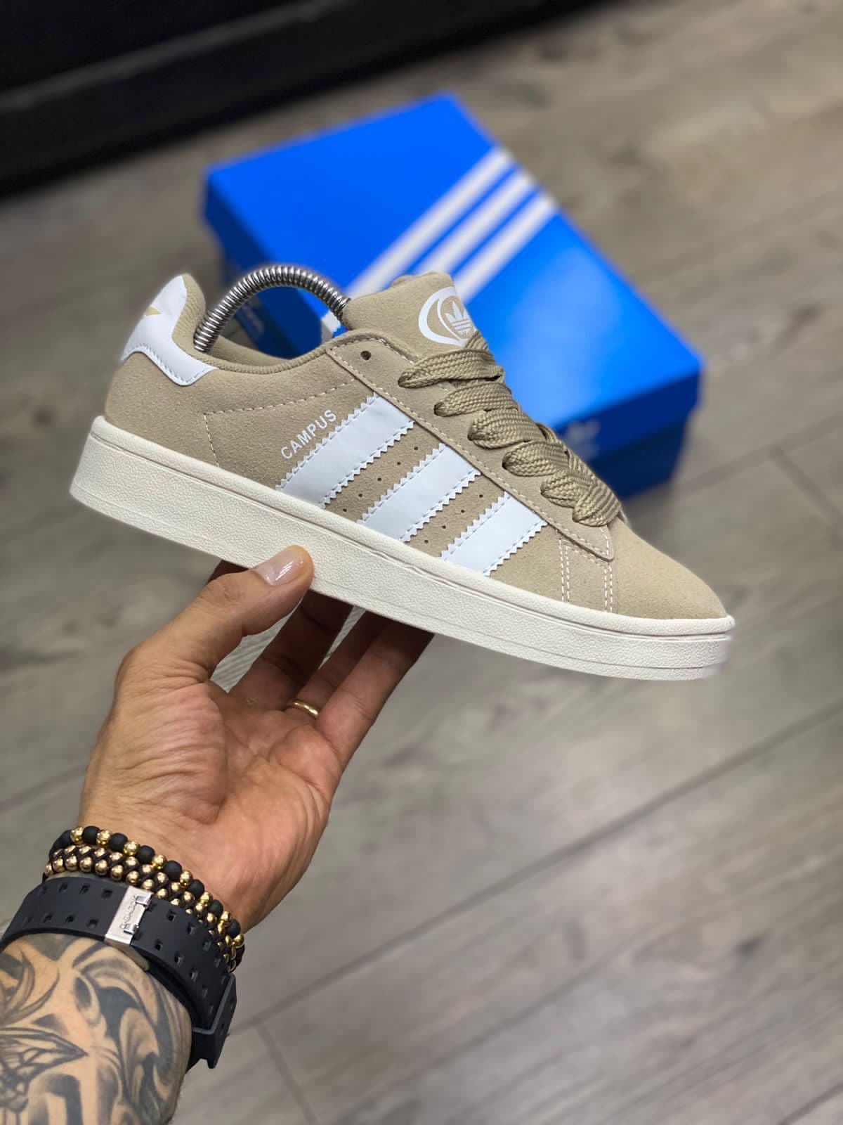 Adidas Campus Bad Bunny colaboración Colombia 2026 — edición especial limitada streetwear Y2K mujer hombre Kikluxe mayorista triple AAA precio mayorista 200 pares mes stock rotativo