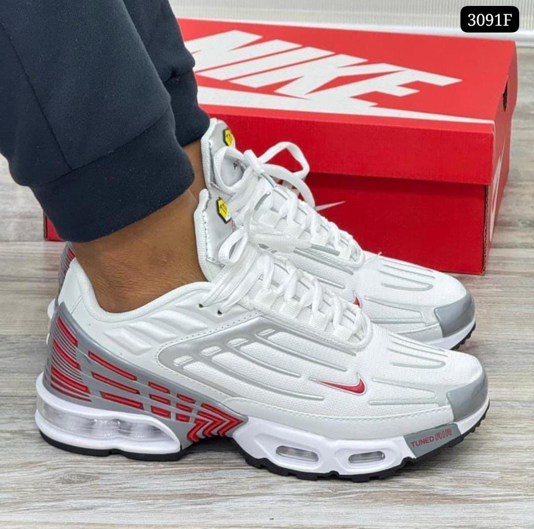 Nike TN Plus modelos top mayorista Colombia 2026 — los más vendidos según operación interna Kikluxe