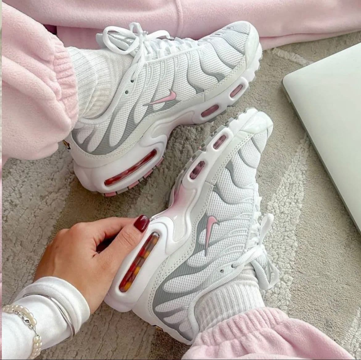 Nike TN Plus al por mayor en Bogotá Medellín Cali Colombia 2026 — Kikluxe distribuidor mayorista con dropshipping real sin mínimo