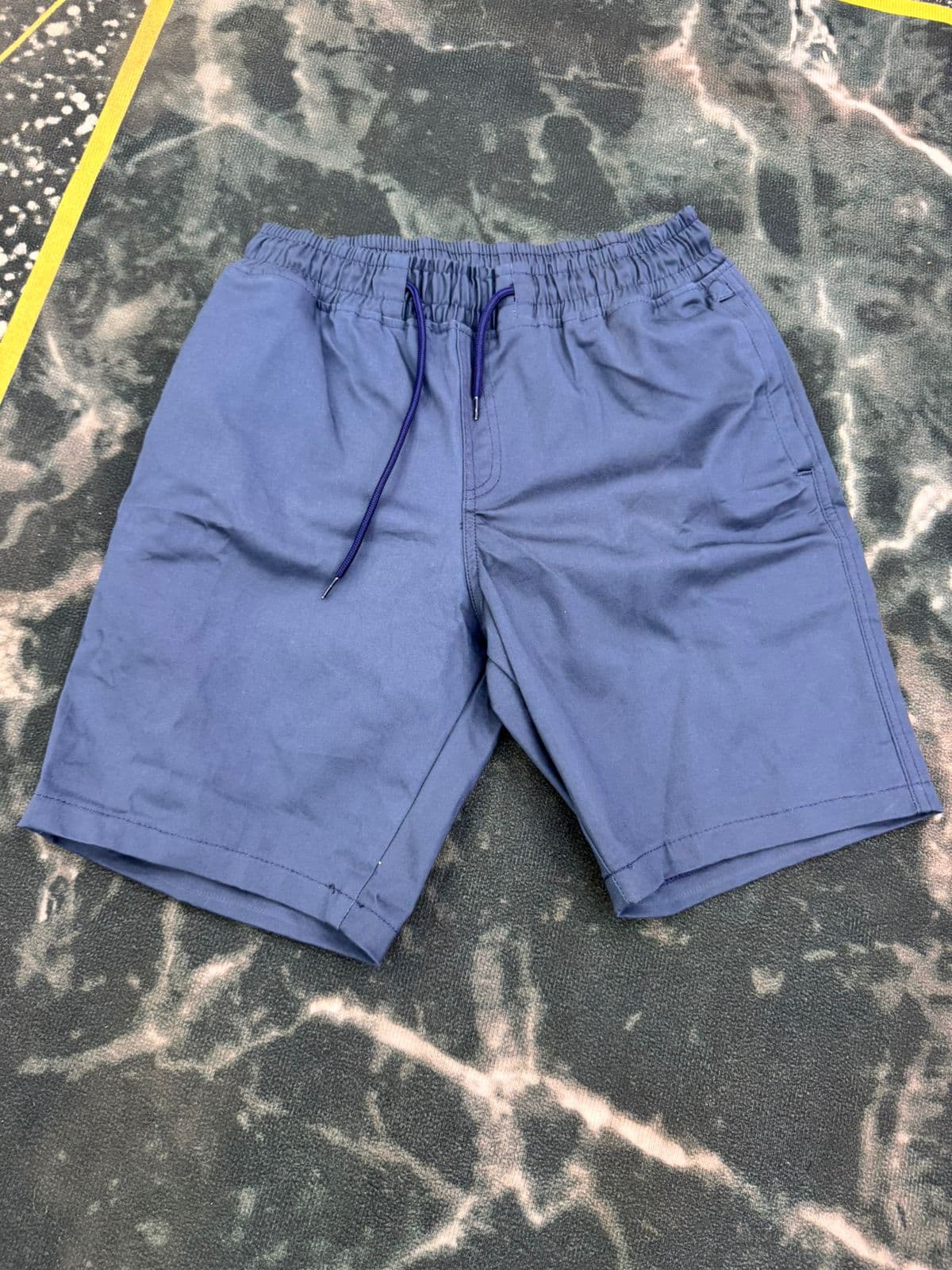 Pantaloneta playera Tommy Hilfiger al por mayor Colombia 2026 — Chino Shorts desde $45.000 COP margen 111% — Kikluxe mayorista envíos 24-48h Bogotá Medellín Cali Barranquilla