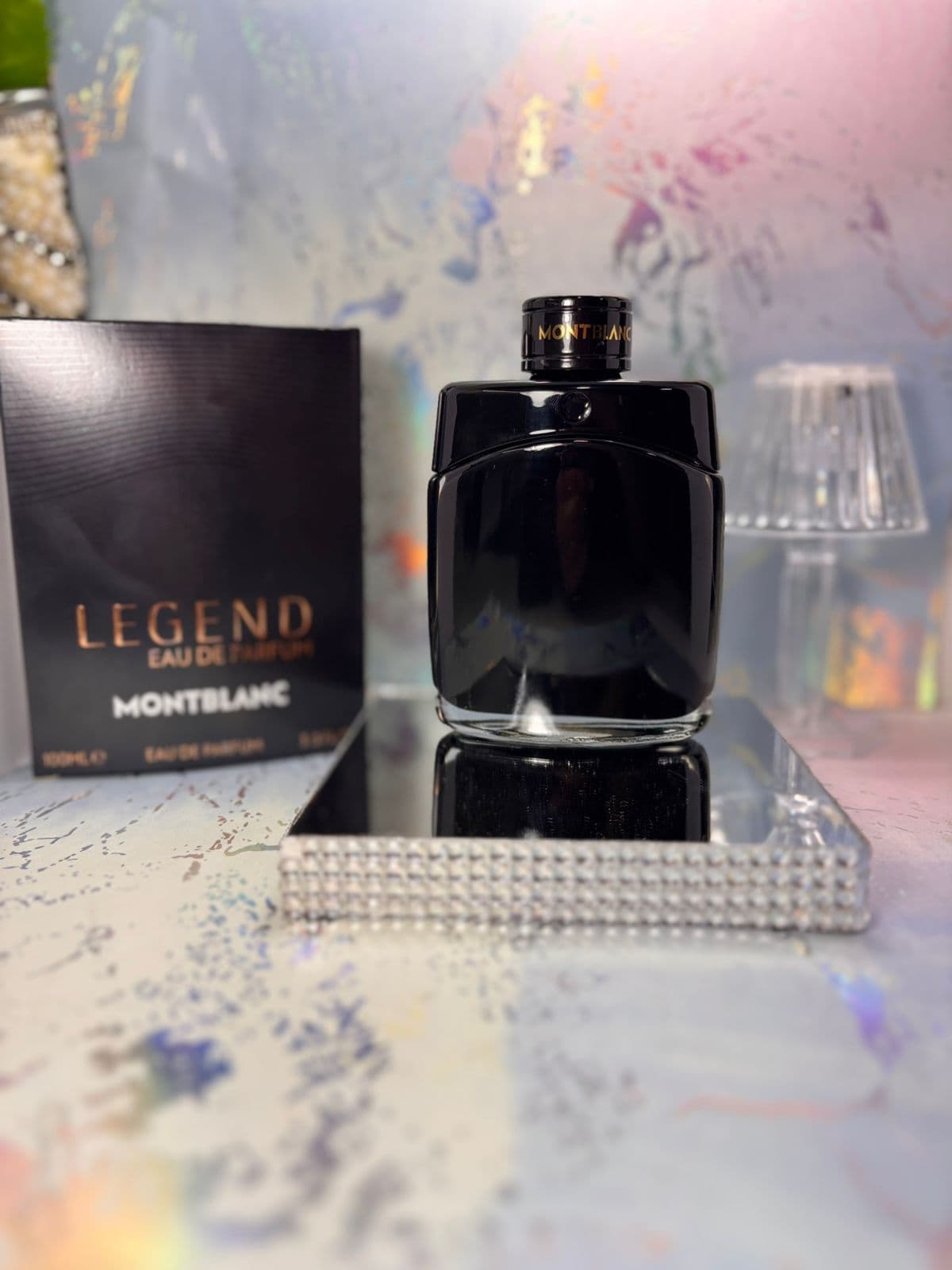 Perfume Montblanc Legend EDP 100ml al por mayor Colombia 2026 — frasco azul marino con tapa plateada del logo de la estrella y caja Legend, Kikluxe Triple AAA precio mayorista desde 110000 COP envíos 24-48h