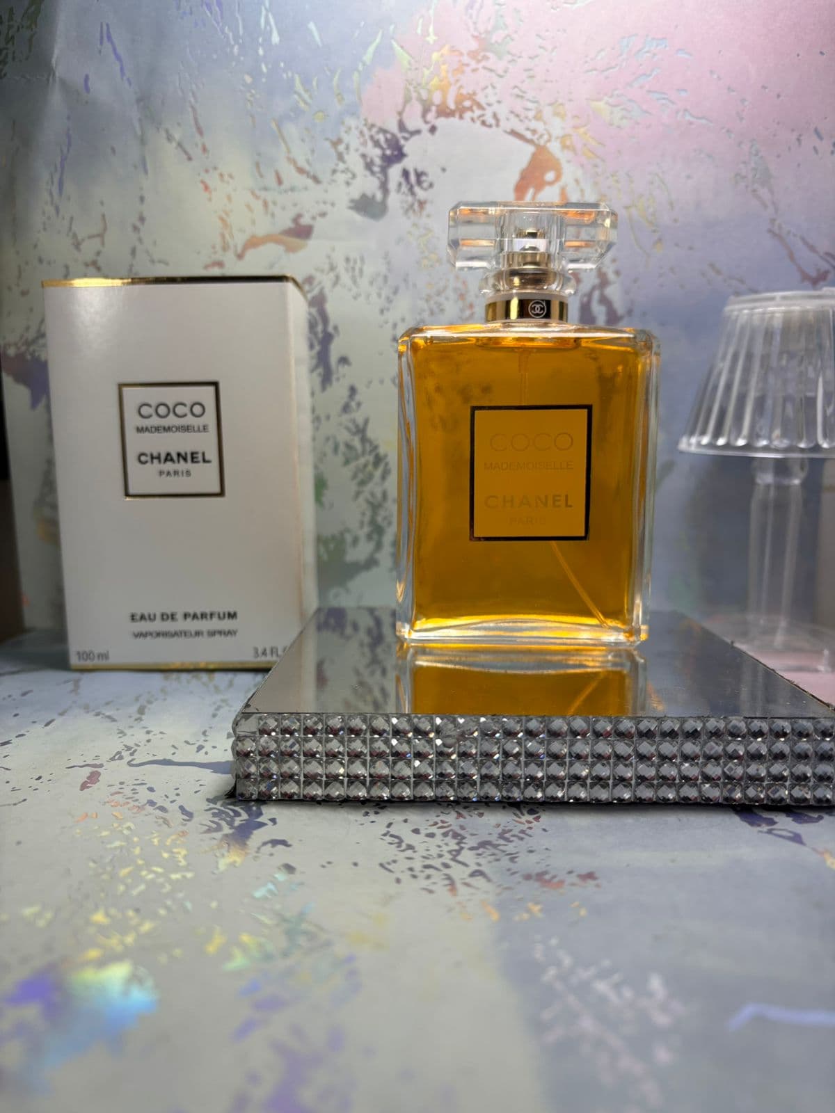 Perfumes de mujer más vendidos en Colombia 2026: Carolina Herrera Good Girl EDP, YSL Black Opium y Dior Miss Dior en presentaciones elegantes de 100ml — los favoritas en Cali, Bogotá y Medellín