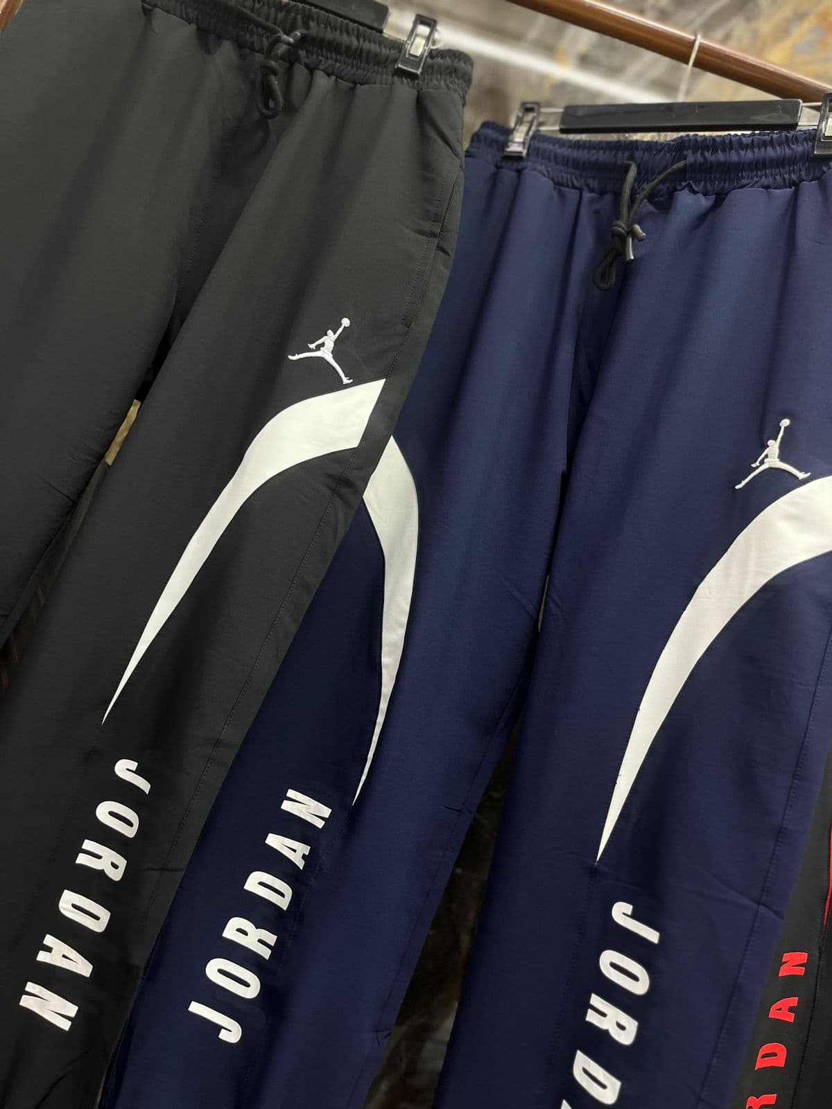 Revendedores ropa Barranquilla 2026 — casos reales Karen Sandoval Alto Prado Andres Mendoza Boston Patricia Ortega El Prado facturando $13-28M COP/mes Kikluxe mayorista sudadera importada audiencia mixta Atlantico